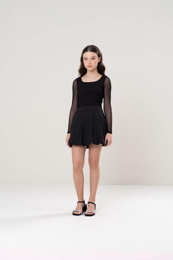 Blusa Decote Clean Tule